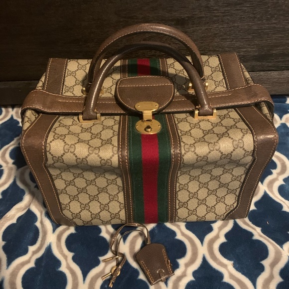 Gucci Handbags - Extremely rare vintage Gucci train case!